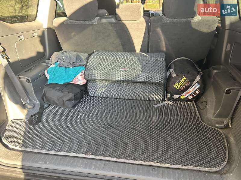 Внедорожник / Кроссовер Toyota Land Cruiser Prado 2005 в Киеве