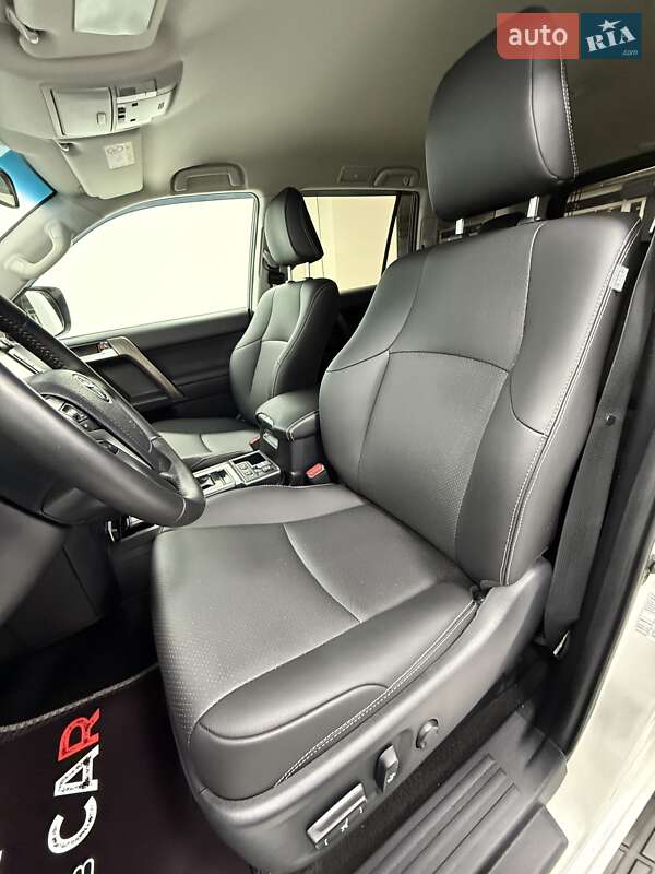 Внедорожник / Кроссовер Toyota Land Cruiser Prado 2020 в Одессе