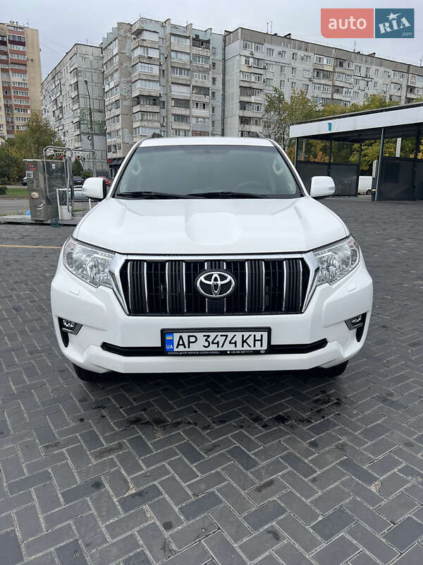 Внедорожник / Кроссовер Toyota Land Cruiser Prado 2019 в Запорожье