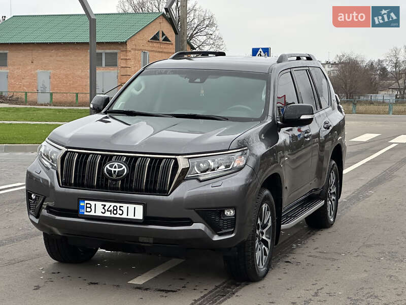 Позашляховик / Кросовер Toyota Land Cruiser Prado 2021 в Лубнах
