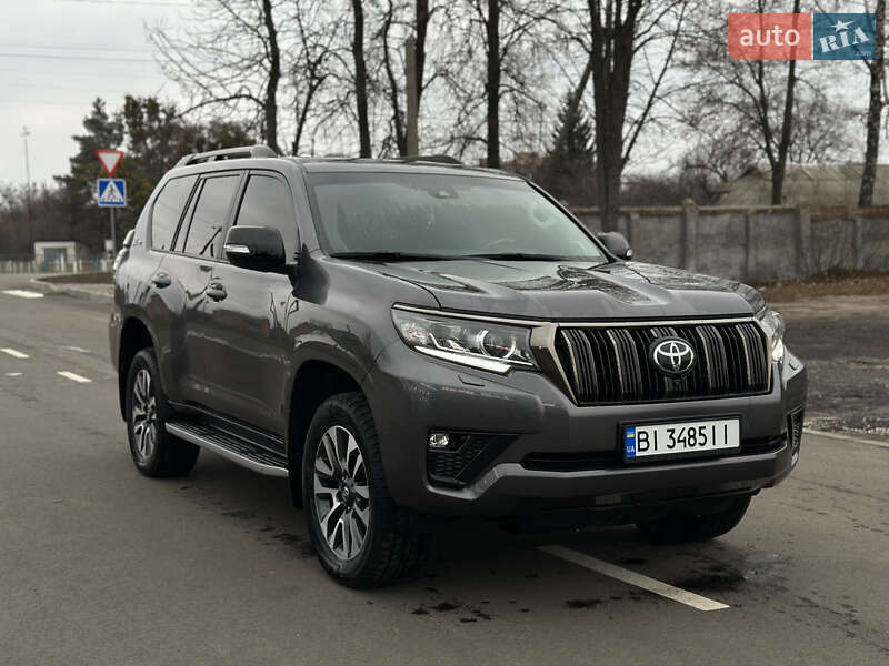 Позашляховик / Кросовер Toyota Land Cruiser Prado 2021 в Лубнах