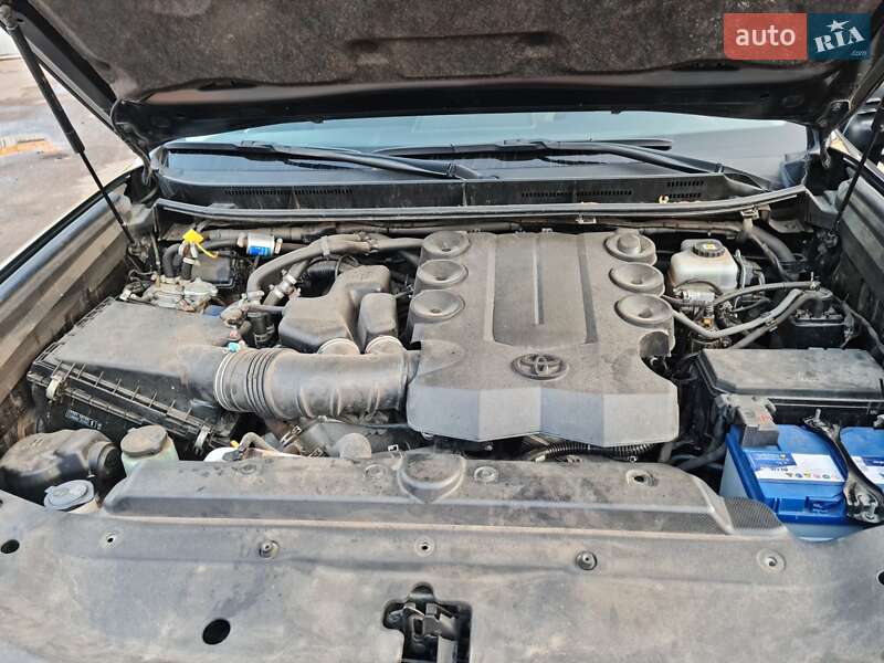 Внедорожник / Кроссовер Toyota Land Cruiser Prado 2020 в Одессе