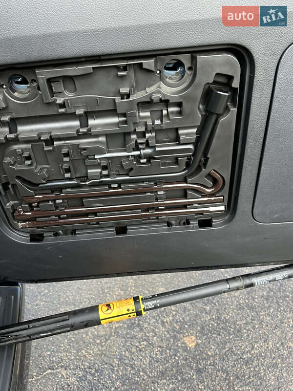 Внедорожник / Кроссовер Toyota Land Cruiser Prado 2023 в Днепре