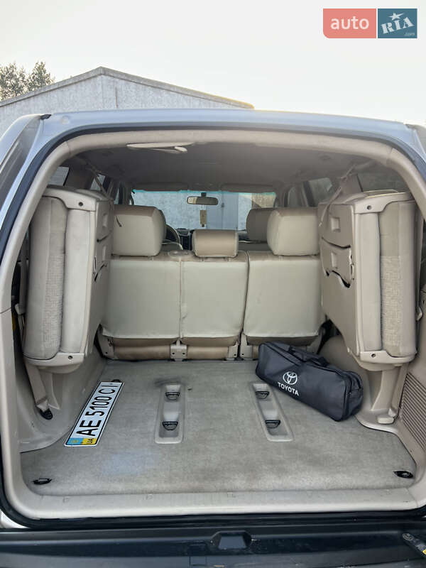 Внедорожник / Кроссовер Toyota Land Cruiser Prado 2004 в Каменском