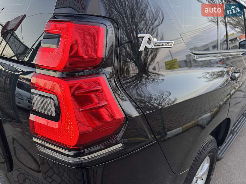 Внедорожник / Кроссовер Toyota Land Cruiser Prado 2022 в Николаеве