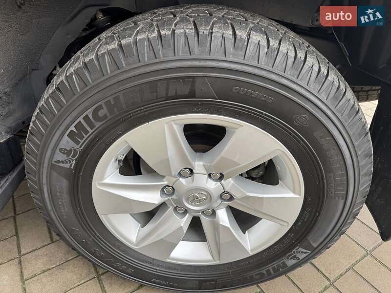 Внедорожник / Кроссовер Toyota Land Cruiser Prado 2022 в Николаеве