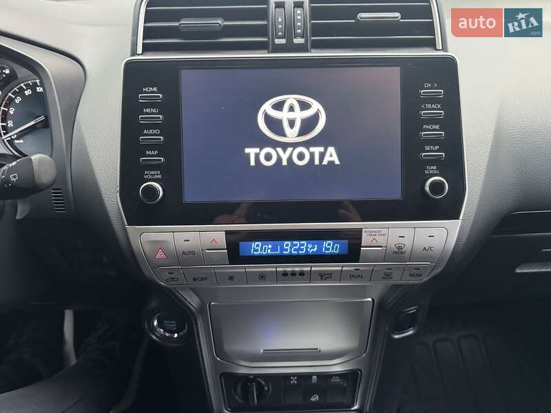 Внедорожник / Кроссовер Toyota Land Cruiser Prado 2022 в Николаеве