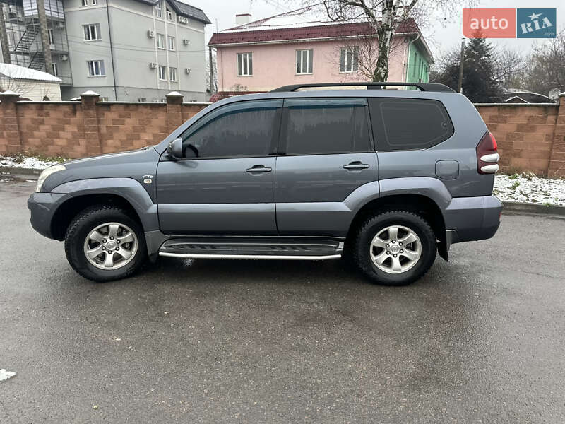 Позашляховик / Кросовер Toyota Land Cruiser Prado 2005 в Рівному