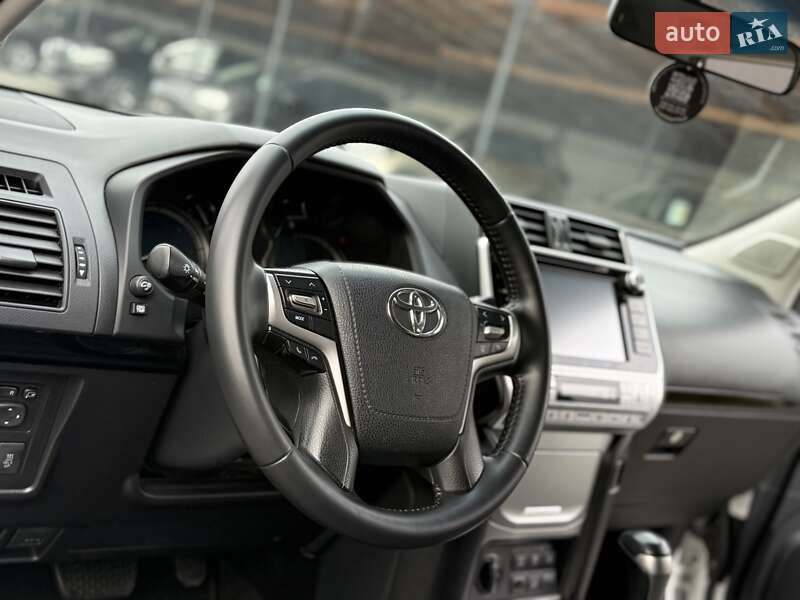 Внедорожник / Кроссовер Toyota Land Cruiser Prado 2019 в Виннице фото 37 Внедорожник / Кроссовер Toyota Land Cruiser Prado 2019 в Виннице
