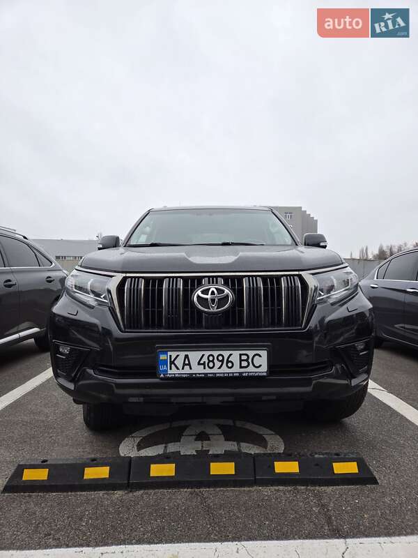 Внедорожник / Кроссовер Toyota Land Cruiser Prado 2021 в Киеве