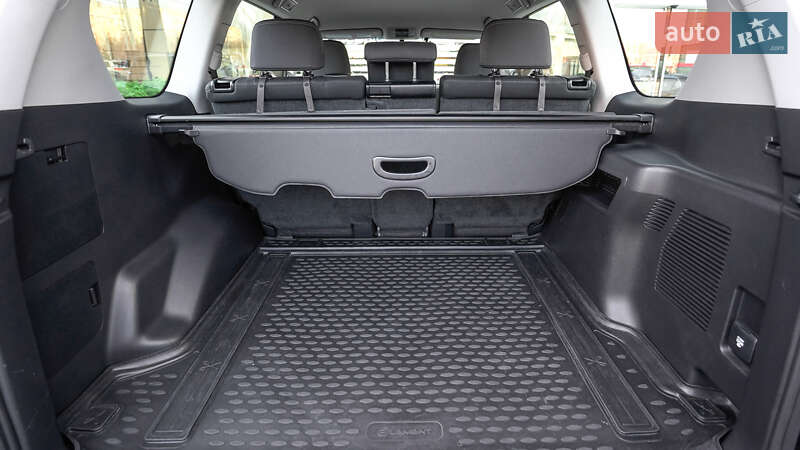 Внедорожник / Кроссовер Toyota Land Cruiser Prado 2019 в Львове