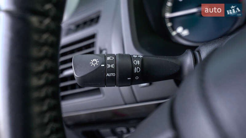 Внедорожник / Кроссовер Toyota Land Cruiser Prado 2019 в Львове