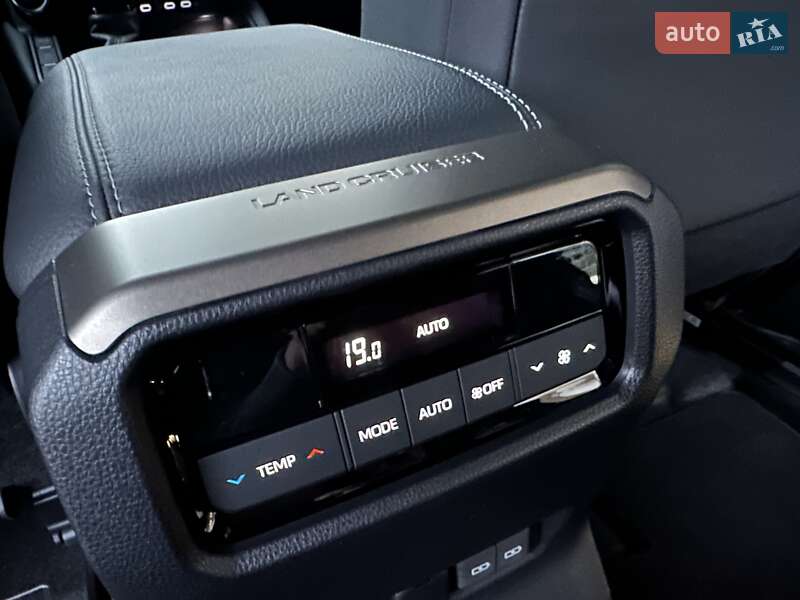 Внедорожник / Кроссовер Toyota Land Cruiser Prado 2024 в Киеве фото 68 Внедорожник / Кроссовер Toyota Land Cruiser Prado 2024 в Киеве