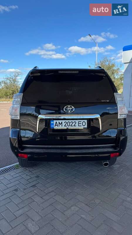 Внедорожник / Кроссовер Toyota Land Cruiser Prado 2010 в Житомире