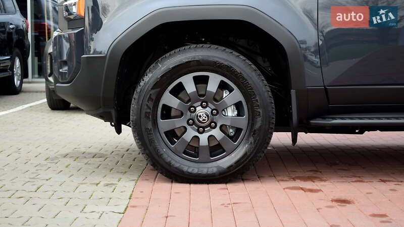 Внедорожник / Кроссовер Toyota Land Cruiser Prado 2025 в Житомире