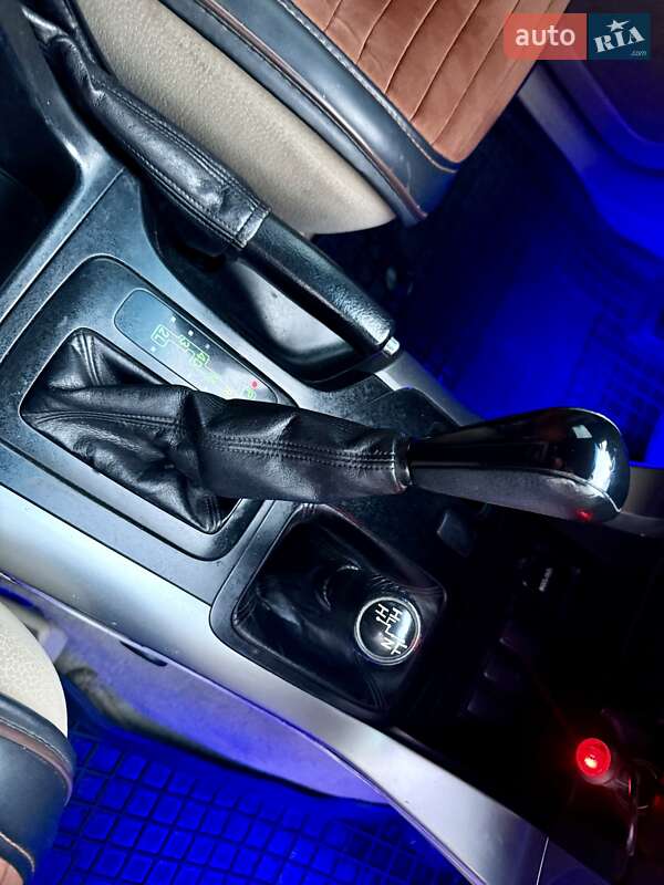 Внедорожник / Кроссовер Toyota Land Cruiser Prado 2006 в Одессе