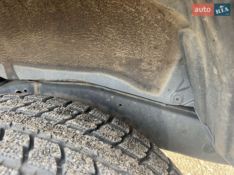 Позашляховик / Кросовер Toyota Land Cruiser Prado 2019 в Києві фото 28 Позашляховик / Кросовер Toyota Land Cruiser Prado 2019 в Києві