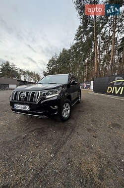 Внедорожник / Кроссовер Toyota Land Cruiser Prado 2019 в Киеве