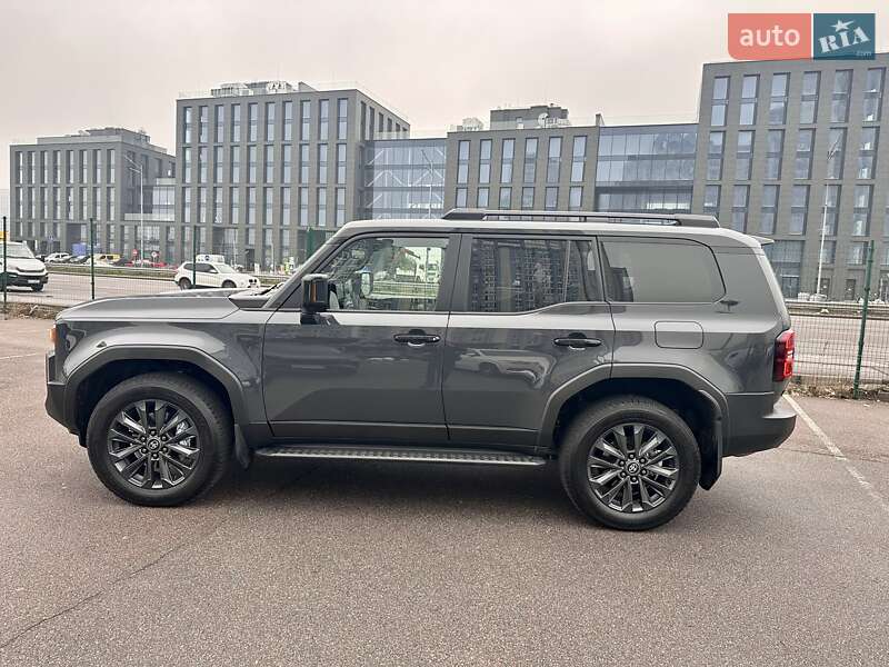 Позашляховик / Кросовер Toyota Land Cruiser Prado 2024 в Києві