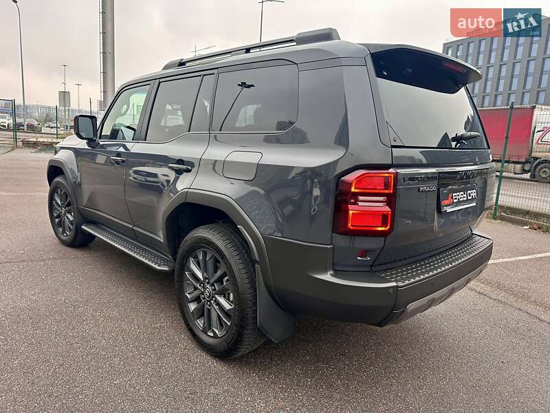 Позашляховик / Кросовер Toyota Land Cruiser Prado 2024 в Києві