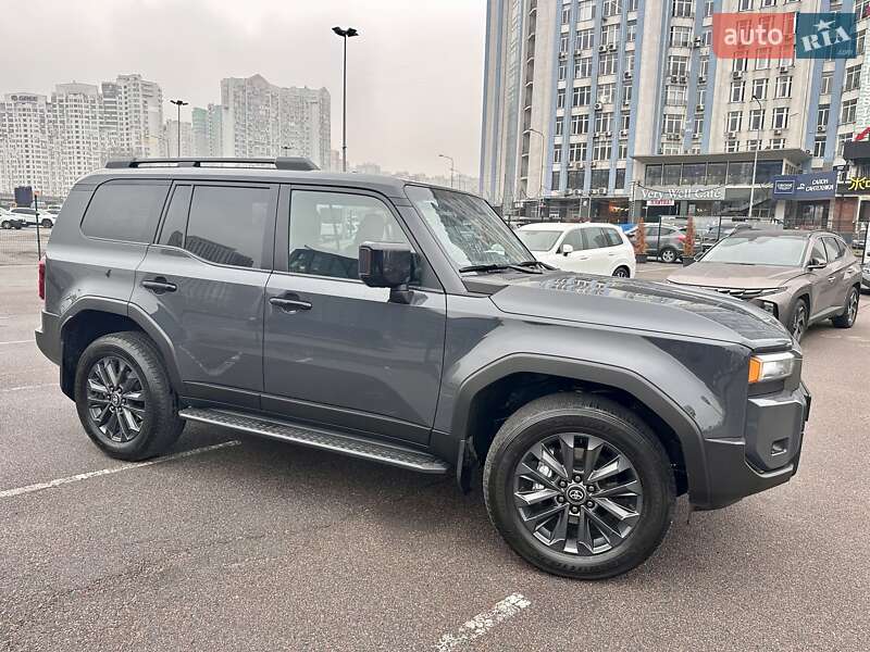Позашляховик / Кросовер Toyota Land Cruiser Prado 2024 в Києві