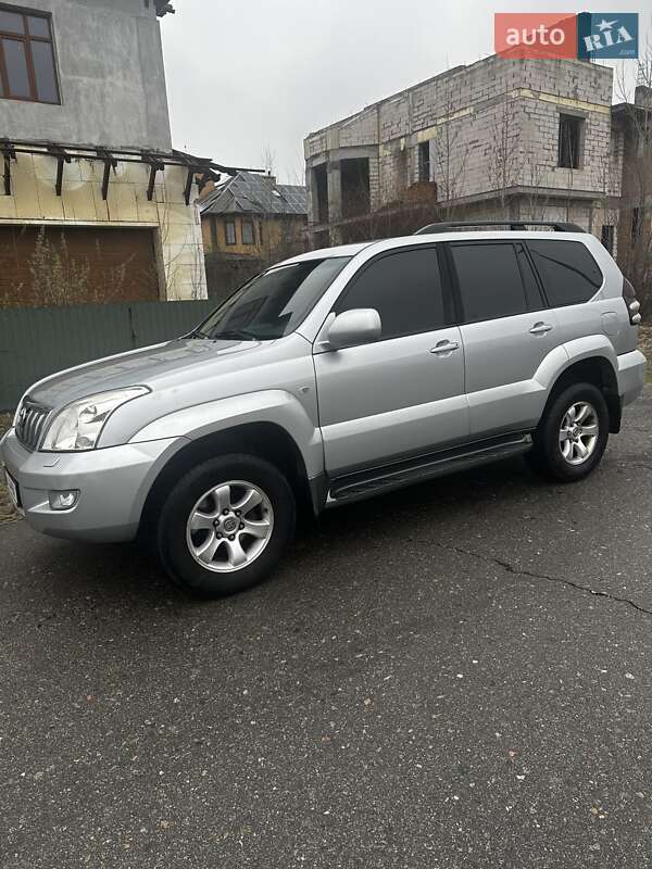 Позашляховик / Кросовер Toyota Land Cruiser Prado 2006 в Києві