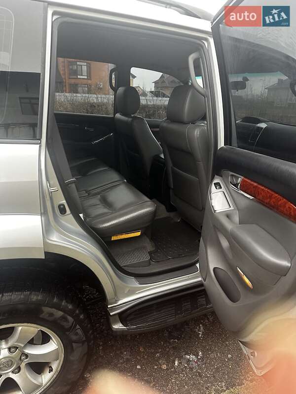 Позашляховик / Кросовер Toyota Land Cruiser Prado 2006 в Києві