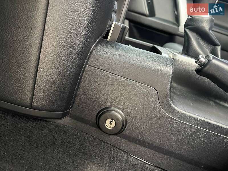 Позашляховик / Кросовер Toyota Land Cruiser Prado 2018 в Миронівці