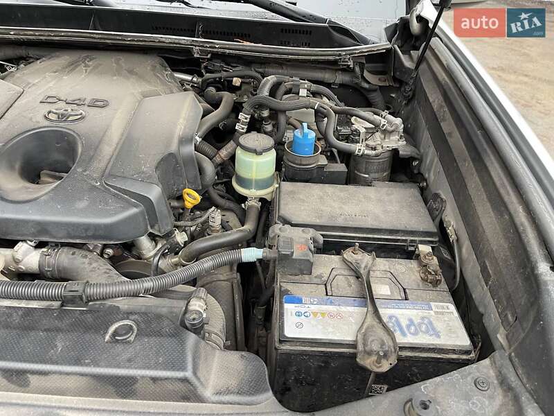 Позашляховик / Кросовер Toyota Land Cruiser Prado 2018 в Миронівці