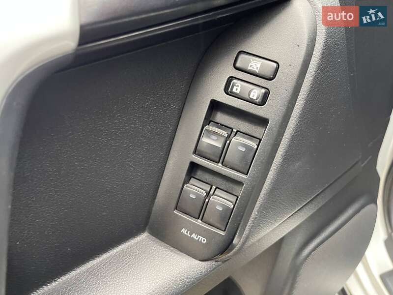 Позашляховик / Кросовер Toyota Land Cruiser Prado 2018 в Миронівці