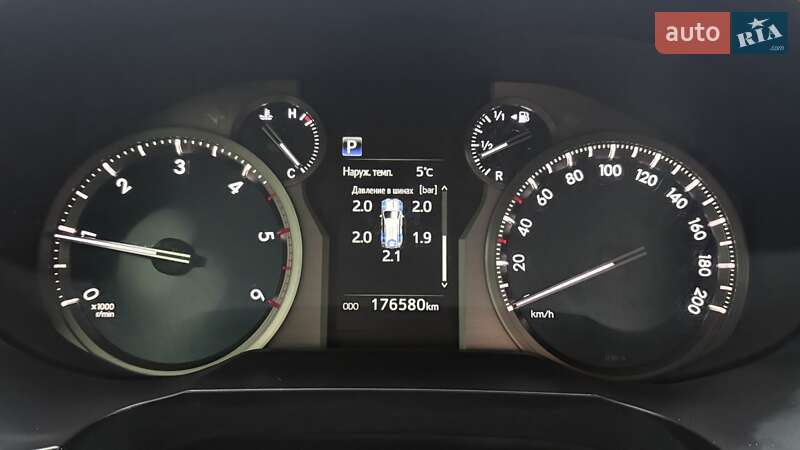 Внедорожник / Кроссовер Toyota Land Cruiser Prado 2019 в Киеве