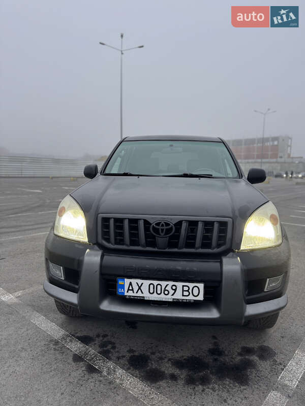 Внедорожник / Кроссовер Toyota Land Cruiser Prado 2006 в Львове