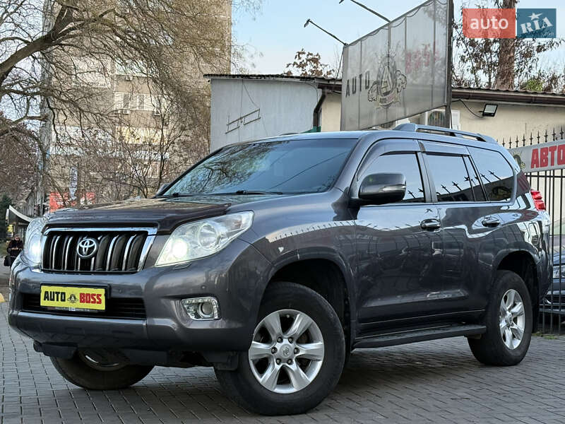 Toyota Land Cruiser Prado 2013
