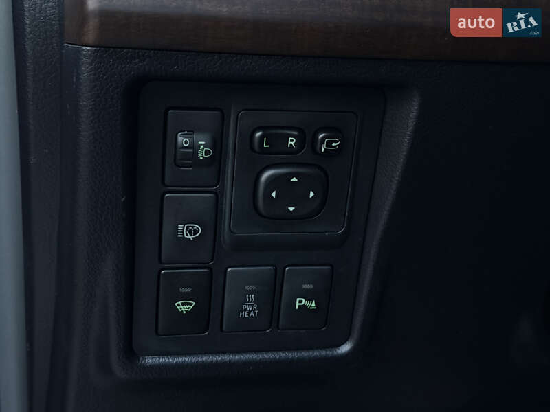 Позашляховик / Кросовер Toyota Land Cruiser Prado 2013 в Миколаєві