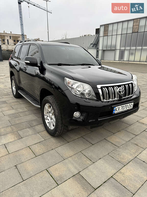 Позашляховик / Кросовер Toyota Land Cruiser Prado 2010 в Харкові фото 3 Позашляховик / Кросовер Toyota Land Cruiser Prado 2010 в Харкові
