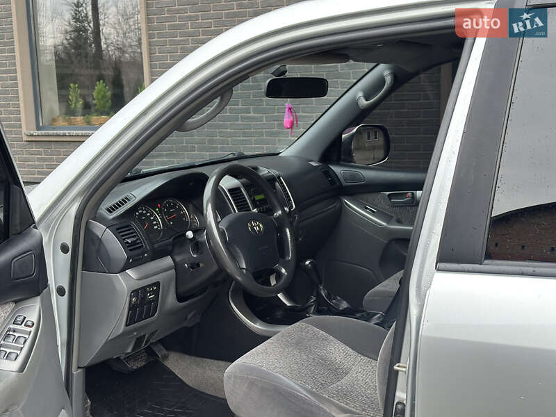 Позашляховик / Кросовер Toyota Land Cruiser Prado 2006 в Коломиї фото 11 Позашляховик / Кросовер Toyota Land Cruiser Prado 2006 в Коломиї