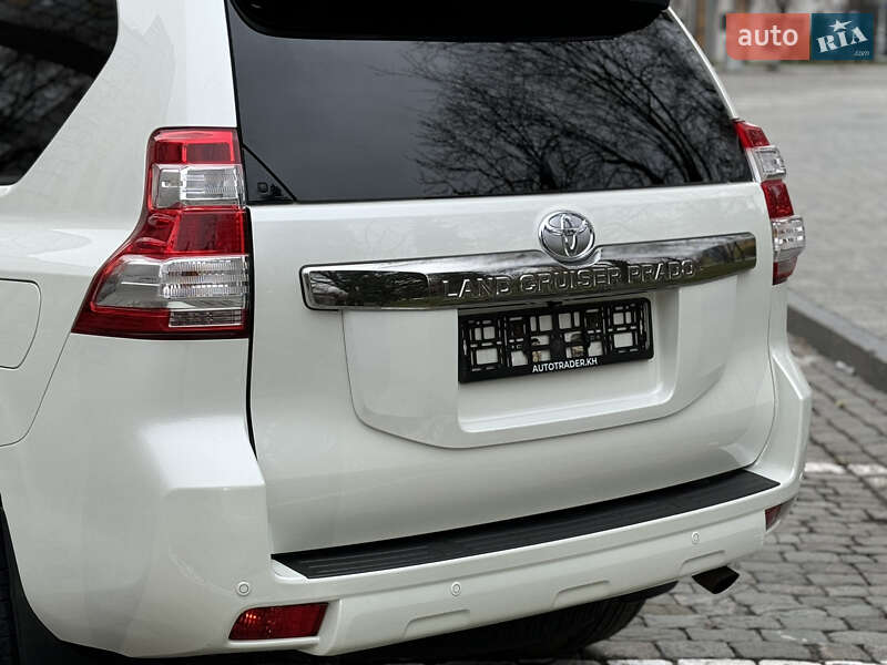 Позашляховик / Кросовер Toyota Land Cruiser Prado 2016 в Харкові