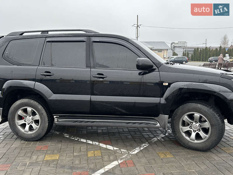 Внедорожник / Кроссовер Toyota Land Cruiser Prado 2005 в Житомире