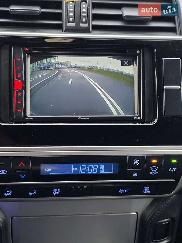 Внедорожник / Кроссовер Toyota Land Cruiser Prado 2019 в Киеве