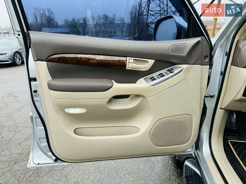 Внедорожник / Кроссовер Toyota Land Cruiser Prado 2007 в Харькове