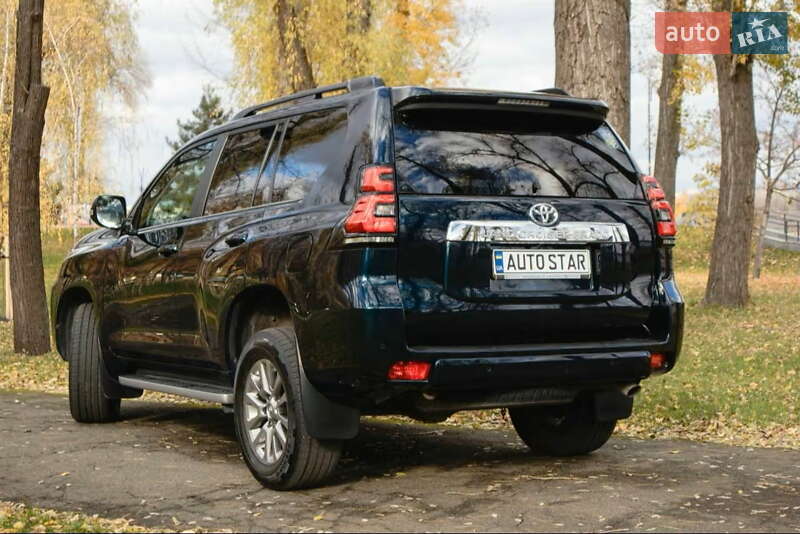 Внедорожник / Кроссовер Toyota Land Cruiser Prado 2017 в Киеве