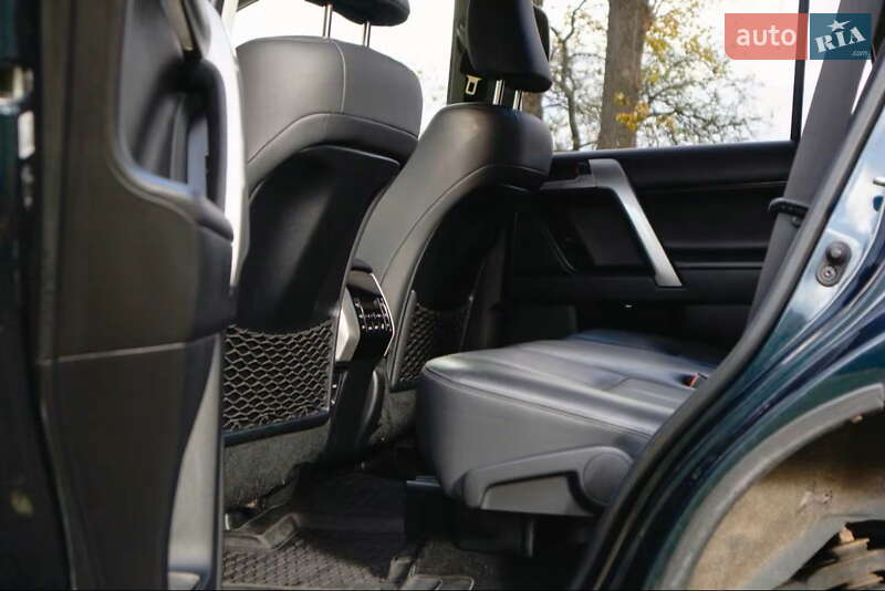 Внедорожник / Кроссовер Toyota Land Cruiser Prado 2017 в Киеве