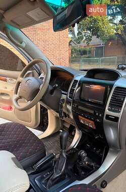 Позашляховик / Кросовер Toyota Land Cruiser Prado 2005 в Одесі
