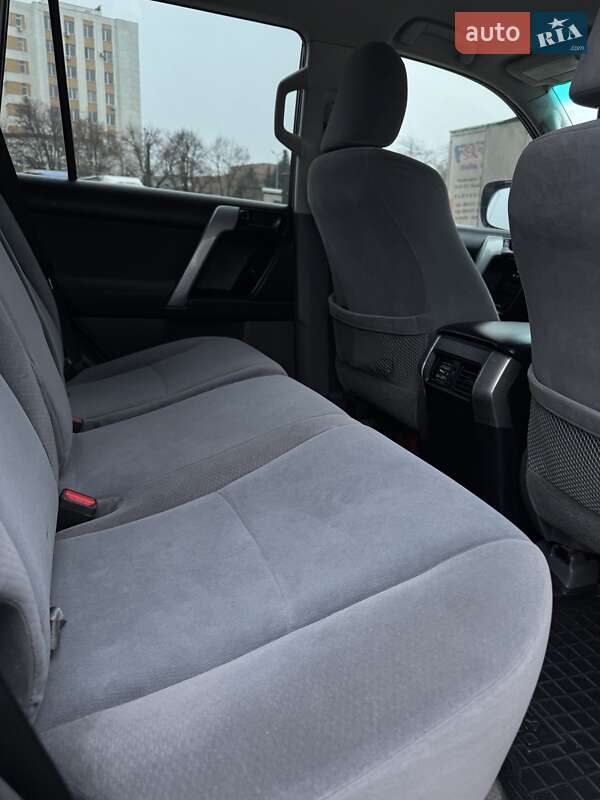 Внедорожник / Кроссовер Toyota Land Cruiser Prado 2012 в Черкассах