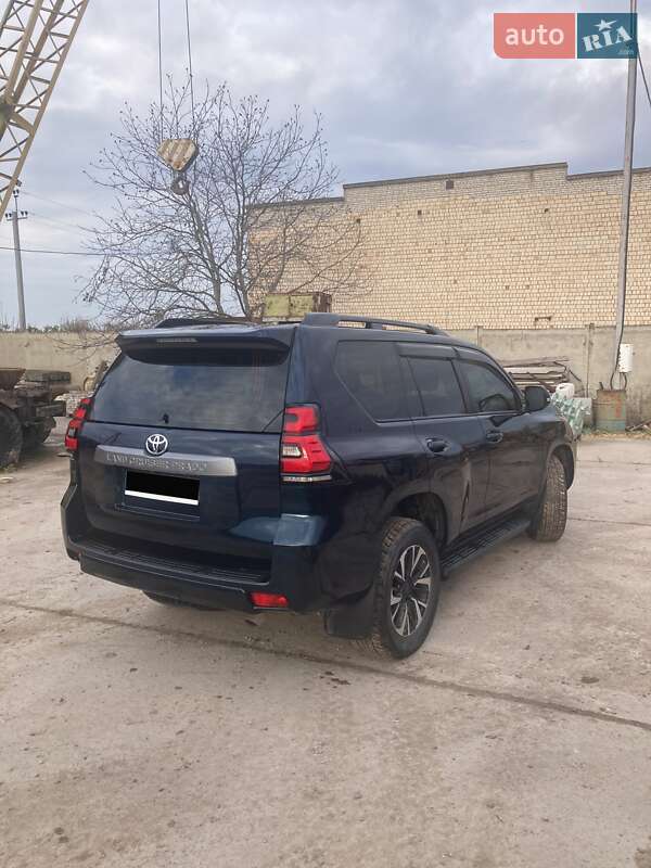 Внедорожник / Кроссовер Toyota Land Cruiser Prado 2018 в Каменец-Подольском фото 3 Внедорожник / Кроссовер Toyota Land Cruiser Prado 2018 в Каменец-Подольском