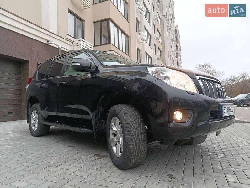 Внедорожник / Кроссовер Toyota Land Cruiser Prado 2012 в Николаеве