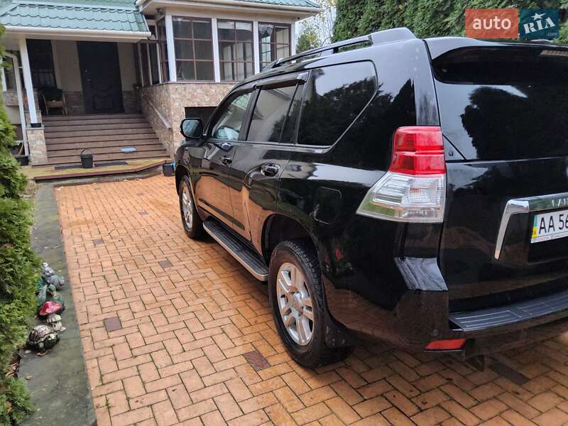 Toyota Land Cruiser Prado 2010