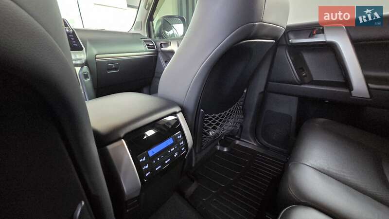 Внедорожник / Кроссовер Toyota Land Cruiser Prado 2020 в Виноградове