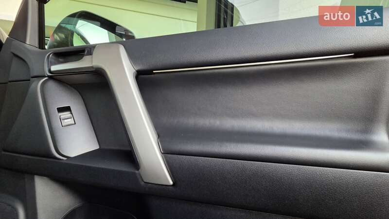 Внедорожник / Кроссовер Toyota Land Cruiser Prado 2020 в Виноградове