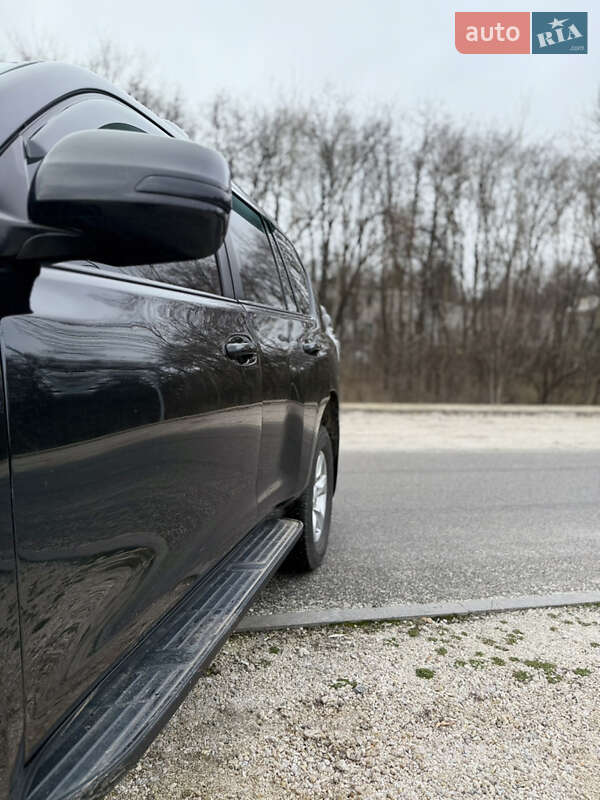 Внедорожник / Кроссовер Toyota Land Cruiser Prado 2010 в Днепре фото 5 Внедорожник / Кроссовер Toyota Land Cruiser Prado 2010 в Днепре